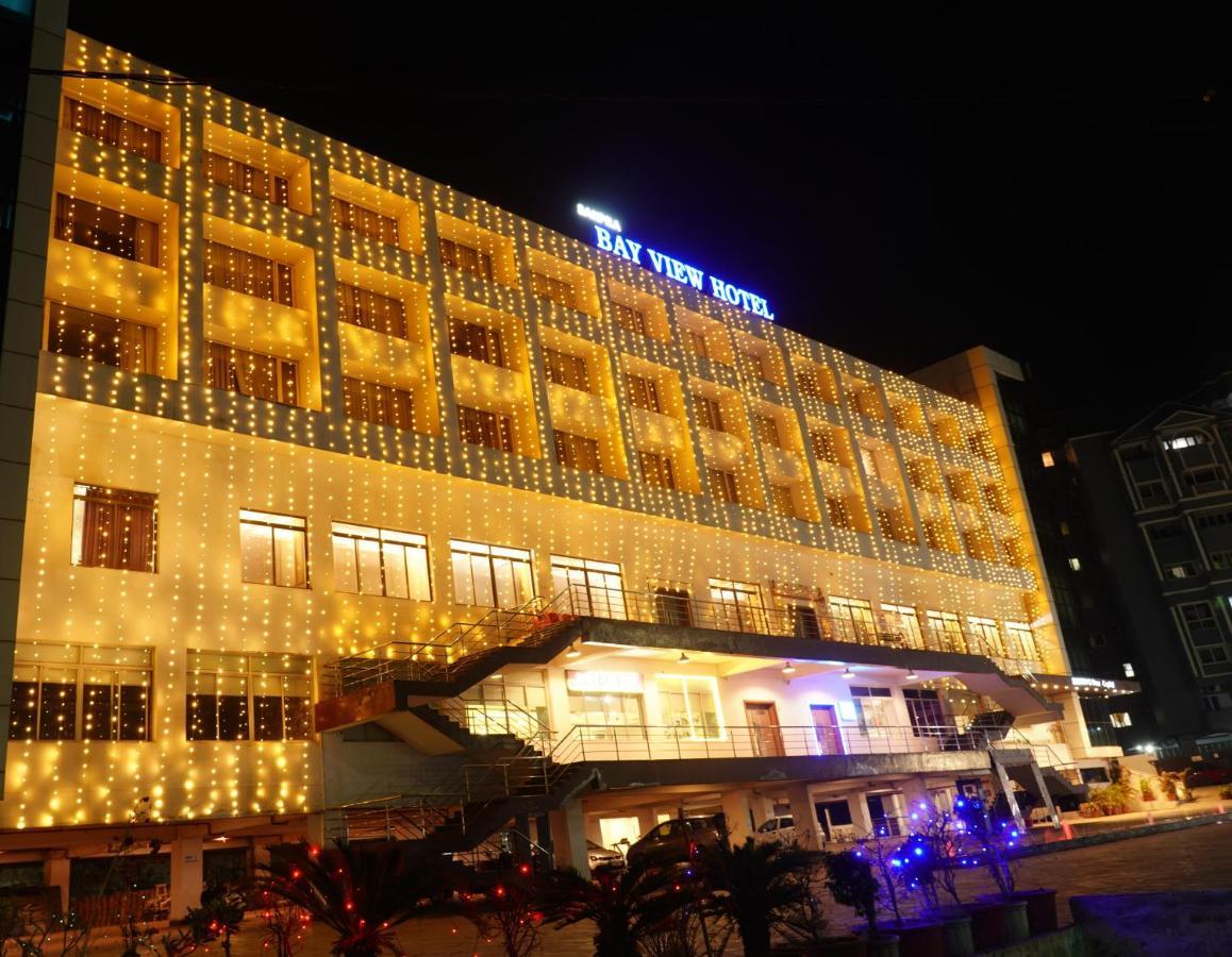 เบย์วิว โฮเต็ล วิซัก Hotel วิสาขปัตนัม ภายนอก รูปภาพ