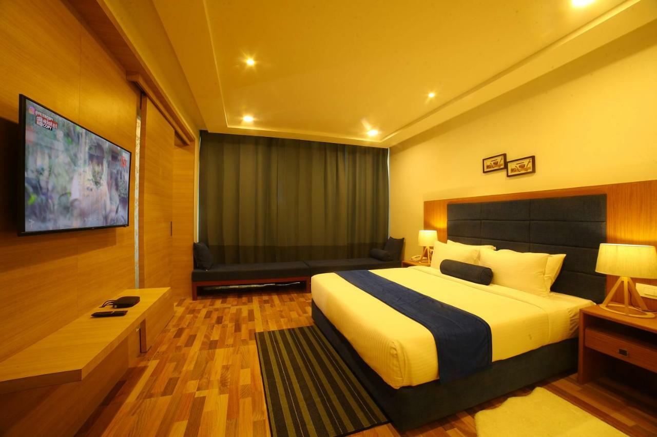 เบย์วิว โฮเต็ล วิซัก Hotel วิสาขปัตนัม ภายนอก รูปภาพ